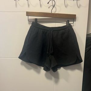 Brandy Melville shorts